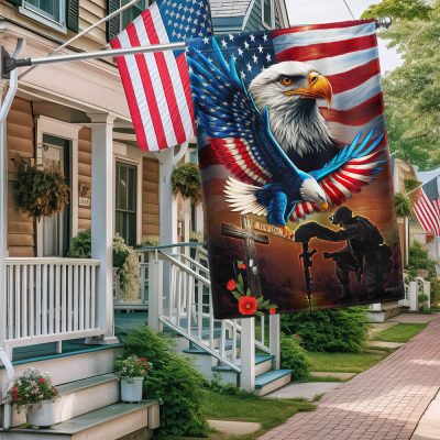 Memorial Day FLAGWIX U.S. Veteran Kneeling Soldier Christian Cross We The People Flag MLN2765F - Flagwix