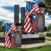 Edwz8gl4x3 Tpt1101f Usflag3size Mockup1.jpg - demo10