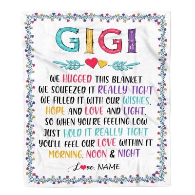 Gigi Blanket From Grandkids We Hugged This Blanket, Personalized Blanket For Mom, Mother's Day Gifts Blanket