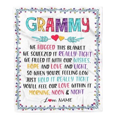 Grammy Blanket From Grandkids We Hugged This Blanket, Personalized Blanket For Mom, Mother's Day Gifts Blanket