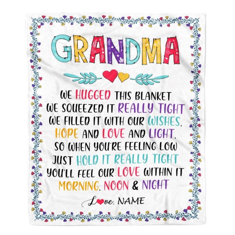 Grandma Blanket From Grandkids We Hugged This Blanket, Personalized Blanket For Mom, Mother's Day Gifts Blanket