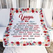 Yaya Blanket From Kids We Hugged This Blanket Mother Day Blanket Personalized Blanket For Mom 2 Mymzoz.jpg - demo10