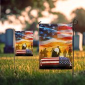 Dpl9quj5yi Tpt1671f Usflag3size Mockup6.jpg - demo10
