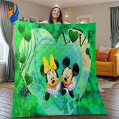 Mickey And Minnie Mouse Disney Fan Gift, Happy St Patrick's Day Gift, Minnie And Mickey Love With Shamrocks Quilt Blanket - Blanket Home Deco ...