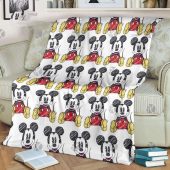 Mickey Mouse Funny Posing Pattern In White Background Fleece Blanket Blanket Home Decor Gift 1.jpeg - demo10