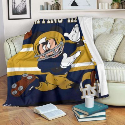 Mickey Plays Fighting Irish Fleece Blanket For Football Fan - Blanket Home Decor Gift