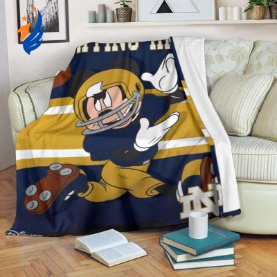Mickey Plays Fighting Irish Fleece Blanket For Football Fan - Blanket Home Decor Gift