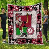 Roll Tide With Mickey Alabama Crimson Tide Quilt Blanket Soft And Comfy Blanket Home Decor Gift 1.jpeg - demo10