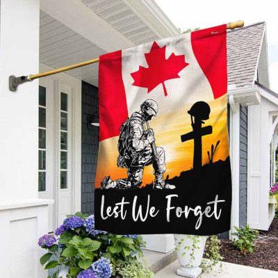 FLAGWIX Canadian Veteran Lest We Forget Kneeling Soldier Flag MLN2217F - Flagwix FLAGWIX Canadian Veteran Lest We Forget Kneeling Soldier Flag MLN2217F - Flagwix