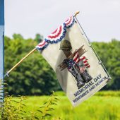 Ziae7k4uqh Tqn1009fv3 Usflag3size Mockup9.jpg - demo10