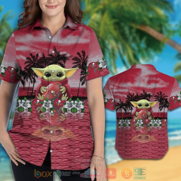 Baby Yoda Hug Tampa Bay Buccaneers Hawaiian Shirt And Shorts - Hot Sale 2025