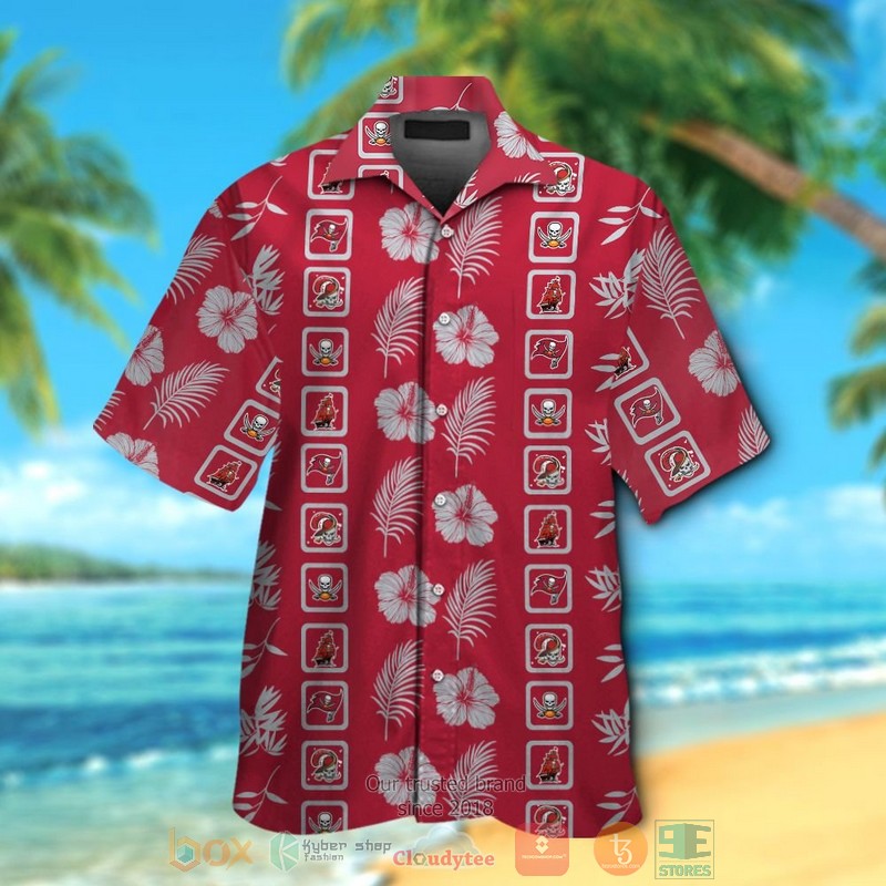 Tampa Bay Buccaneers Logo Grey Hibiscus Red Hawaiian Shirt And Shorts - Hot Sale 2025