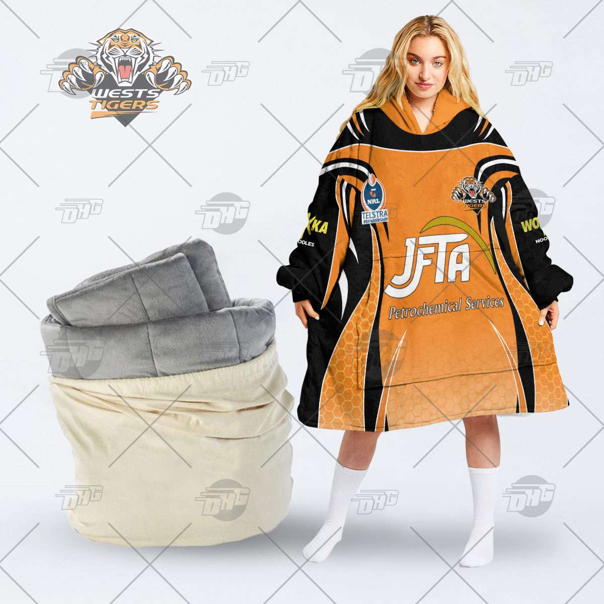 Personalised Vintage NRL Wests Tigers retro jersey oodie blanket hoodie snuggie hoodies Personalised Vintage NRL Wests Tigers retro jersey oodie blanket hoodie snuggie hoodies