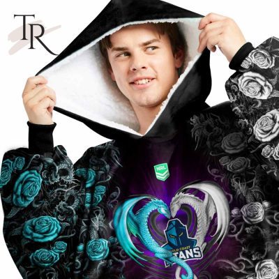 Custom Name And Number NRL Gold Coast Titans Rose Dragon Fleece Blanket Hoodie | Soulcals
