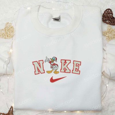 Nike Christmas x Donald Duck Embroidered Sweatshirt B Gift for Men Women Walt Disney Christmas Gift Ideas| soulcals.com