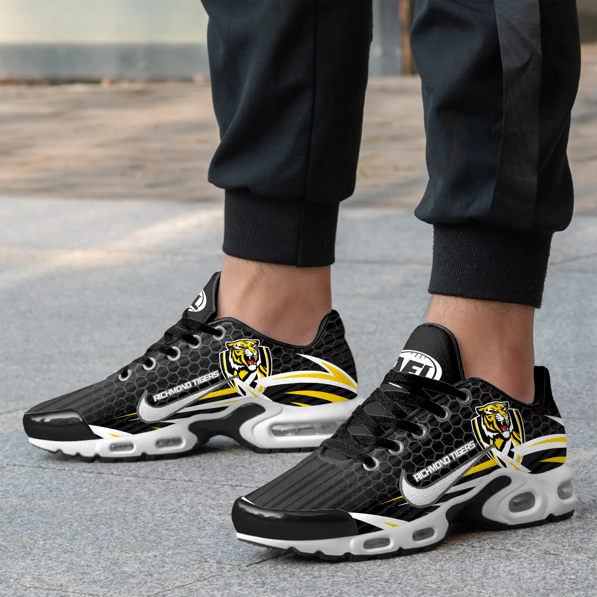 Richmond Tigers Sports Air Max Plus Sneakers For Men And Women Richmond Tigers Sports Air Max Plus Sneakers For Men And Women