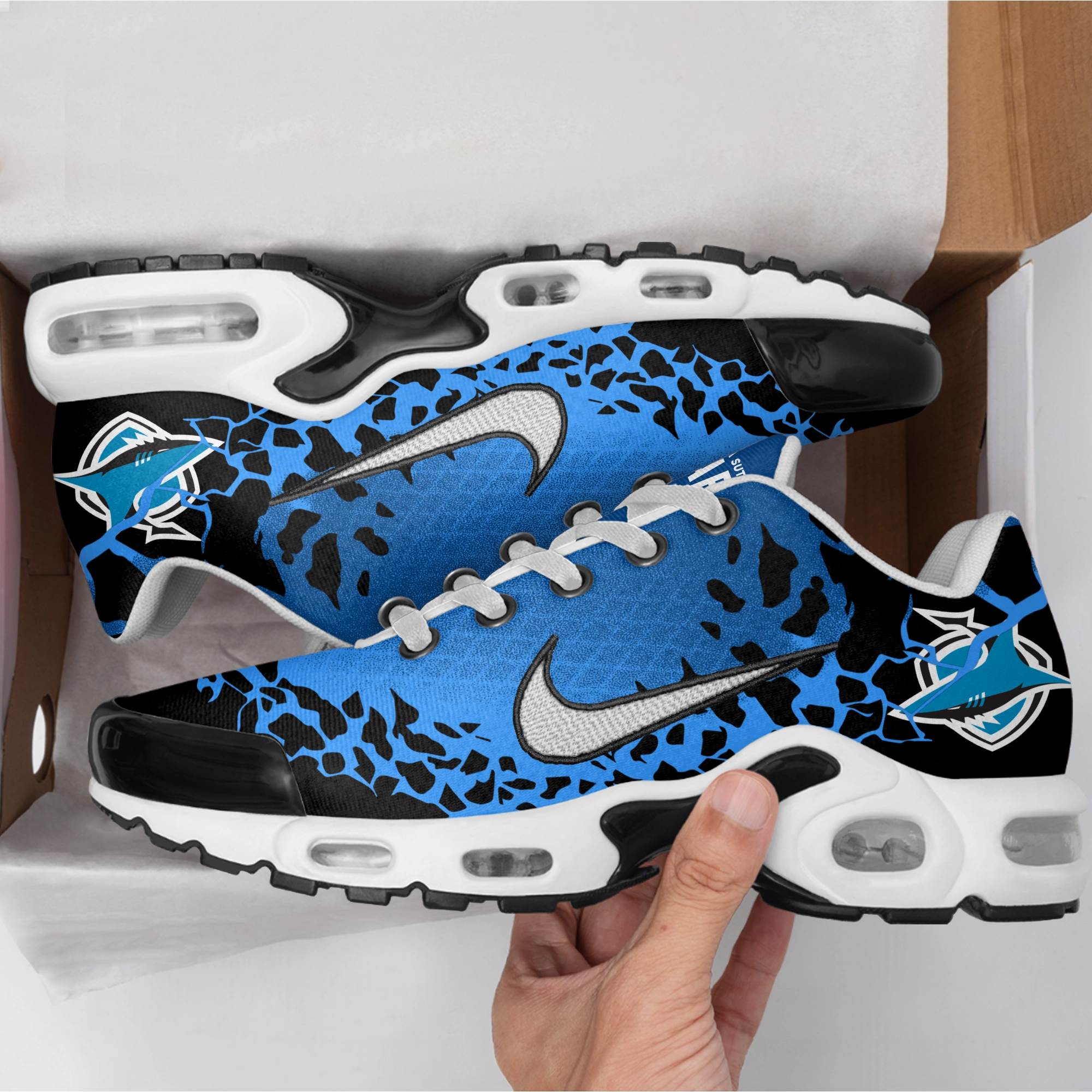 Cronulla-Sutherland Sharks Sports Air Max Plus Sneakers For Men And Women Cronulla-Sutherland Sharks Sports Air Max Plus Sneakers For Men And Women