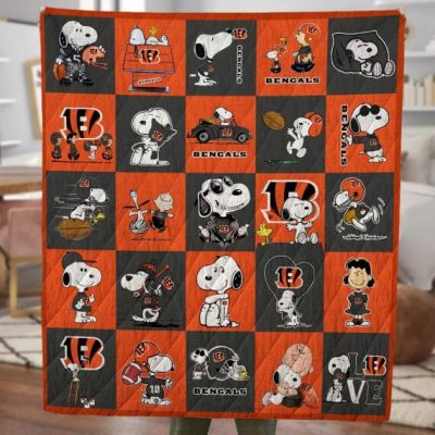 NFL Cincinnati Bengals Snoopy Quilt Blanket