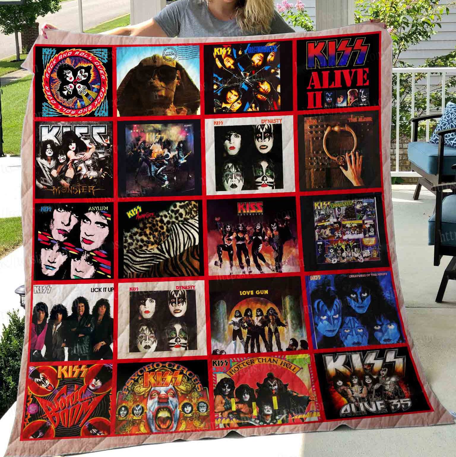 Kiss Quilt Blanket V6 Kiss Quilt Blanket V6