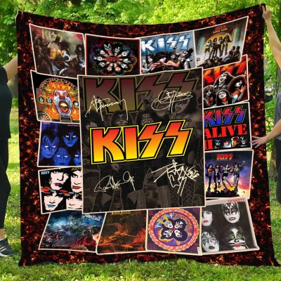 Kiss Quilt Blanket V2