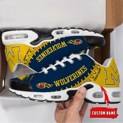 NCAA Michigan Wolverines Football Custom New Design Air Max Plus Shoes Running Sneakers