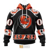 Nfl Cleveland Browns Custom Name Number Grateful Dead Pullover Hoodie 3613.jpg - demo10