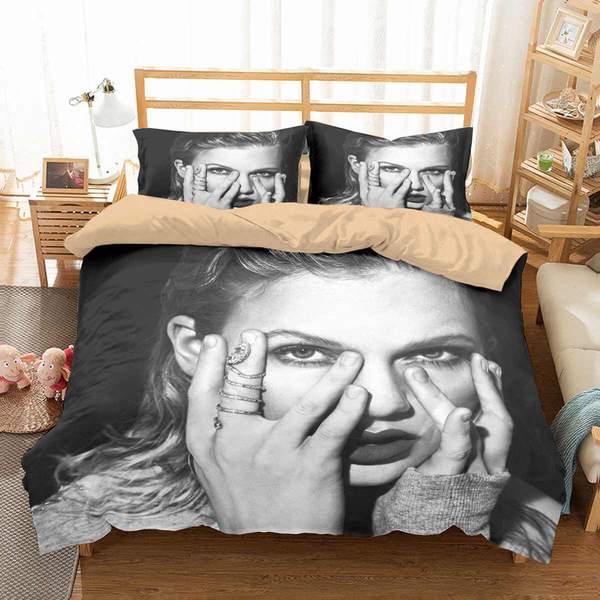 Taylor Swift Black White Bedding Set Taylor Swift Black White Bedding Set