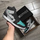 250428502 Aa Mercedes W05 2014 Lewis Hamilton Jd1 Sneakers 4.jpg - demo10