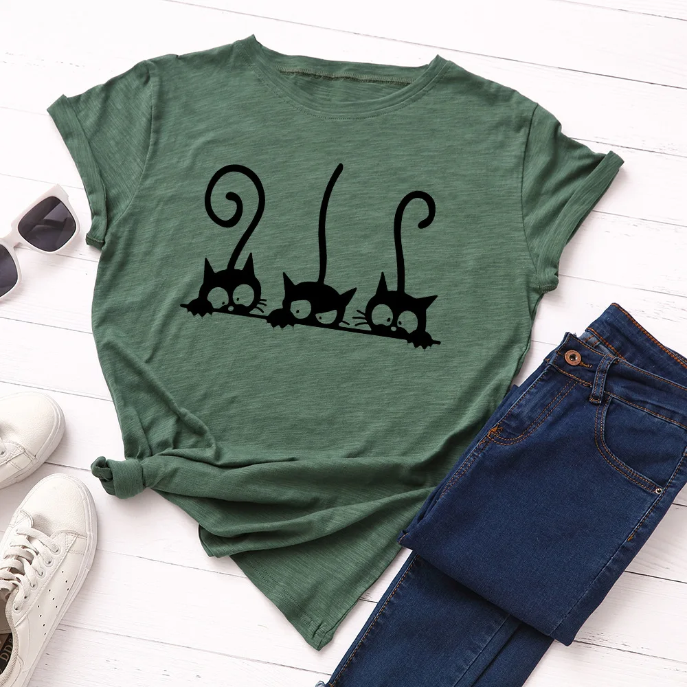 Balck Cat graphic T-Shirt For Women Balck Cat graphic T-Shirt For Women