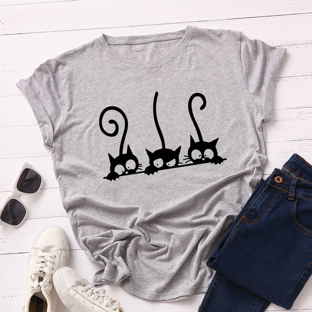 Balck Cat graphic T-Shirt For Women Balck Cat graphic T-Shirt For Women